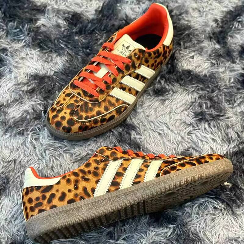 حذاء أديداس سامبا أو جي تريفيل - مراجعة Street Fashion Adidas وسعره