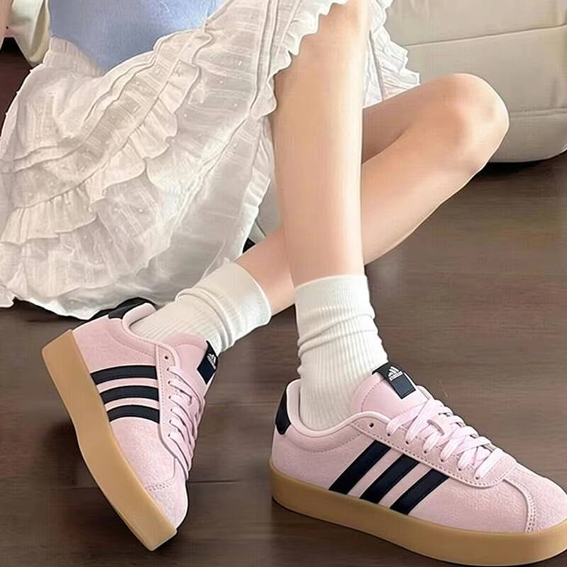حذاء أديداس نسائي منخفض الارتف - مراجعة Street Fashion Adidas وسعره