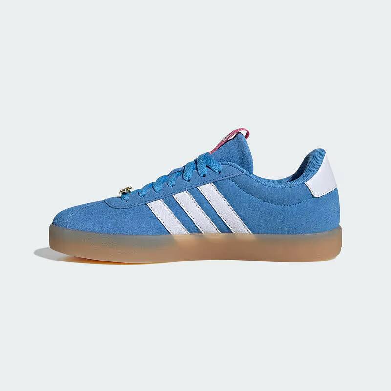 حذاء أديداس نسائي جديد 2026 من - مراجعة Street Fashion Adidas وسعره