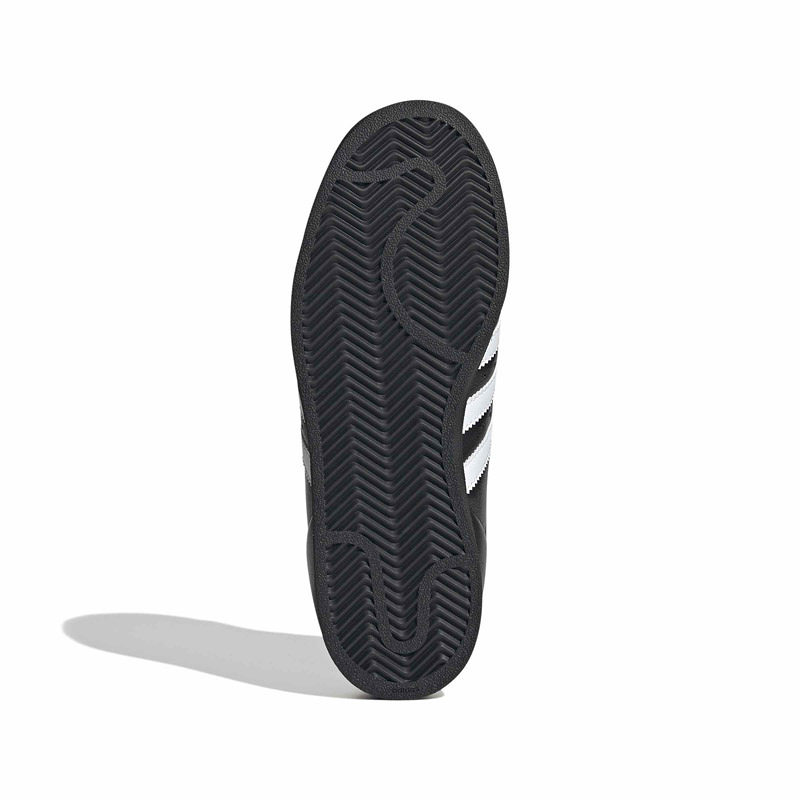 أحذية تزلج نسائية منخفضة الارت - مراجعة Street Fashion Adidas وسعره
