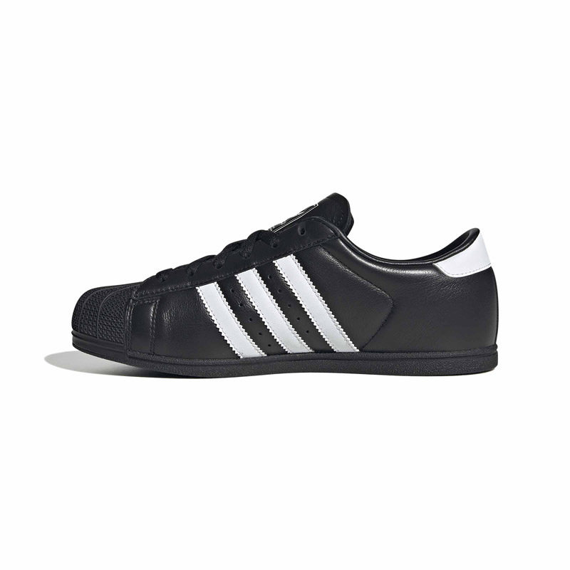 أحذية تزلج نسائية منخفضة الارت - مراجعة Street Fashion Adidas وسعره