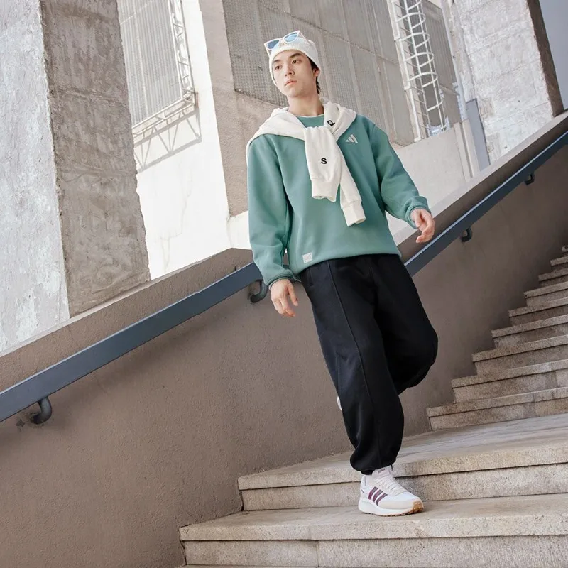 هودي أديداس كبير الحجم من الصو - مراجعة Street Fashion Adidas وسعره