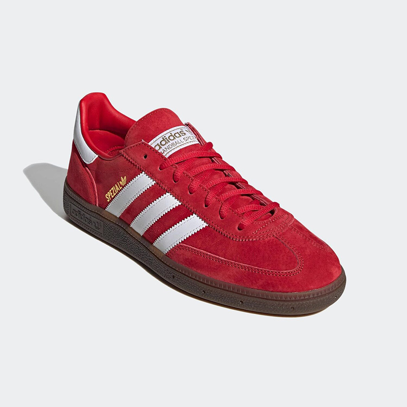 أحذية أديداس تريفيل ريترو سويد - مراجعة Street Fashion Adidas وسعره